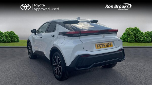 Used Toyota C-HR 2025 for sale - 75600847: Photo 4