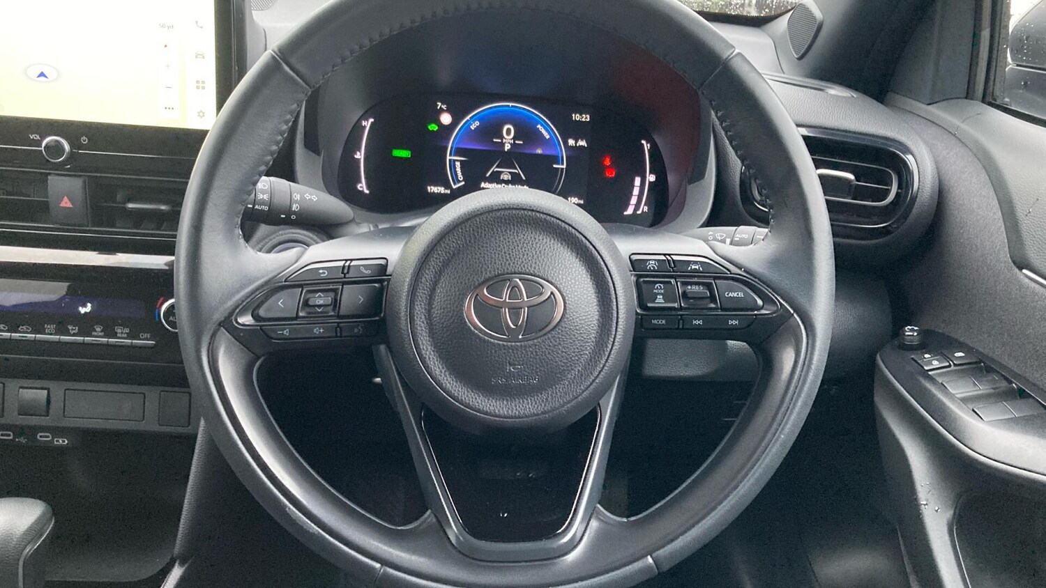 Used Toyota Yaris Cross for sale - 77586913: Photo 8