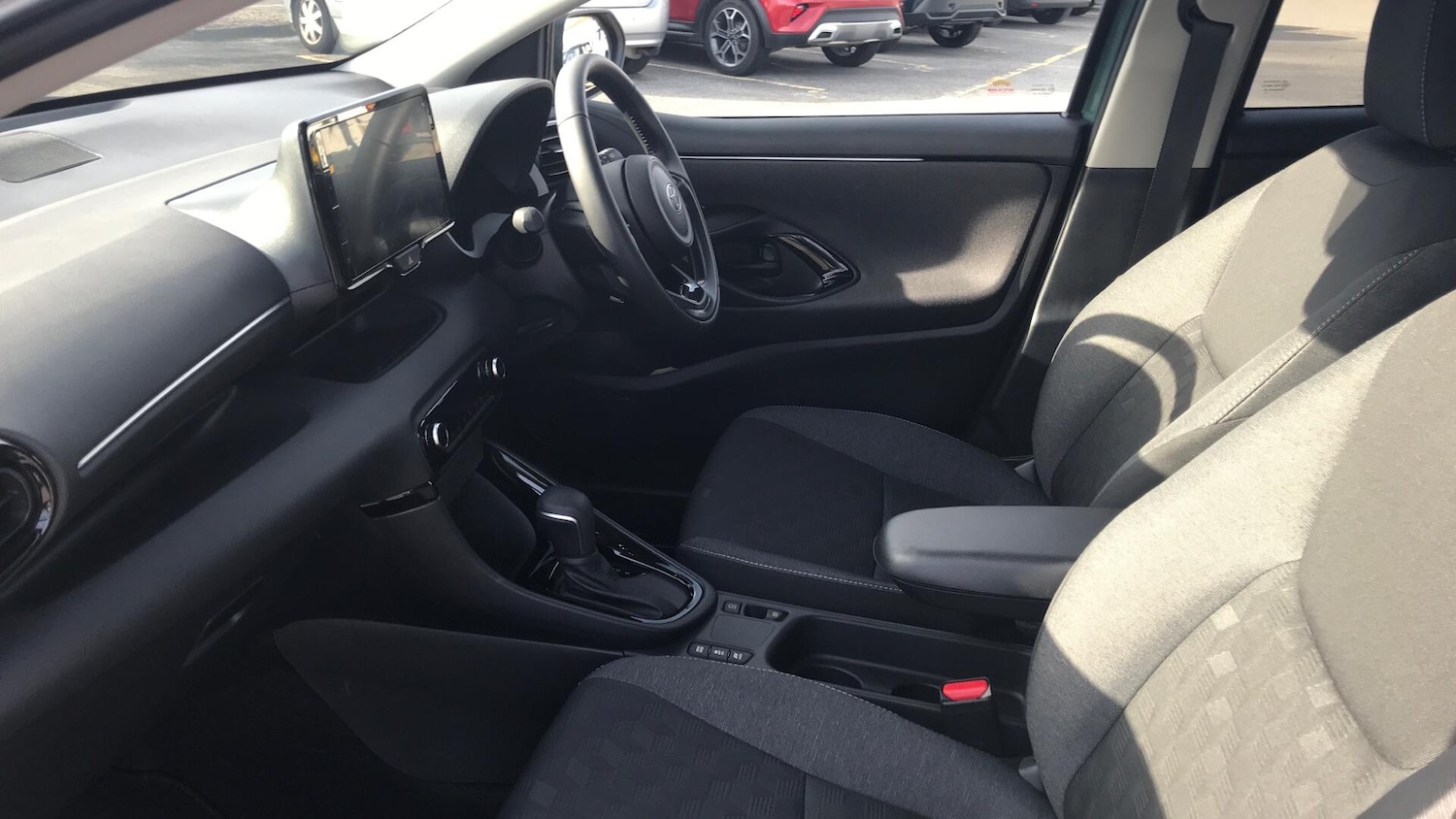 Used Toyota Yaris 2025 for sale - 77637371: Photo 10