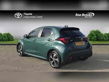 Used Toyota Yaris 2025 for sale - 77637371: Photo