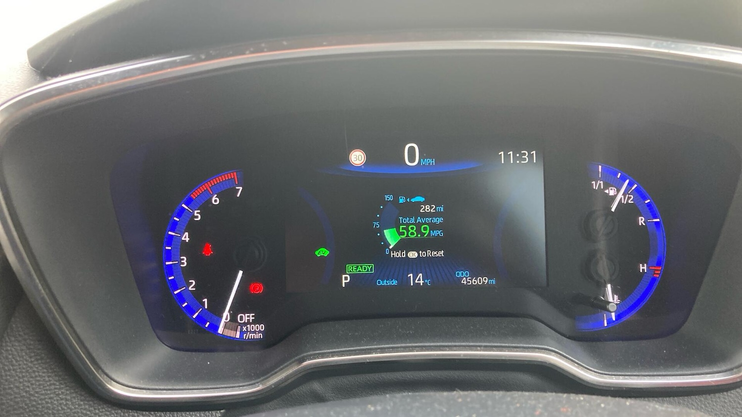 Used Toyota Corolla 2020 for sale - 76898570: Photo 9