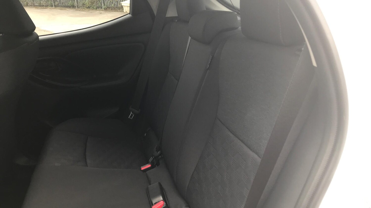 Used Toyota Yaris 2024 for sale - 76317767: Photo 20