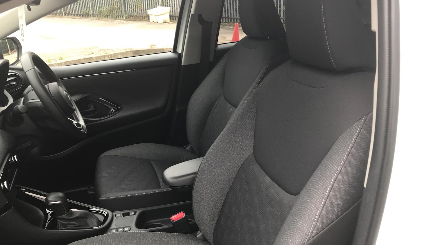 Used Toyota Yaris 2024 for sale - 76317767: Photo 21