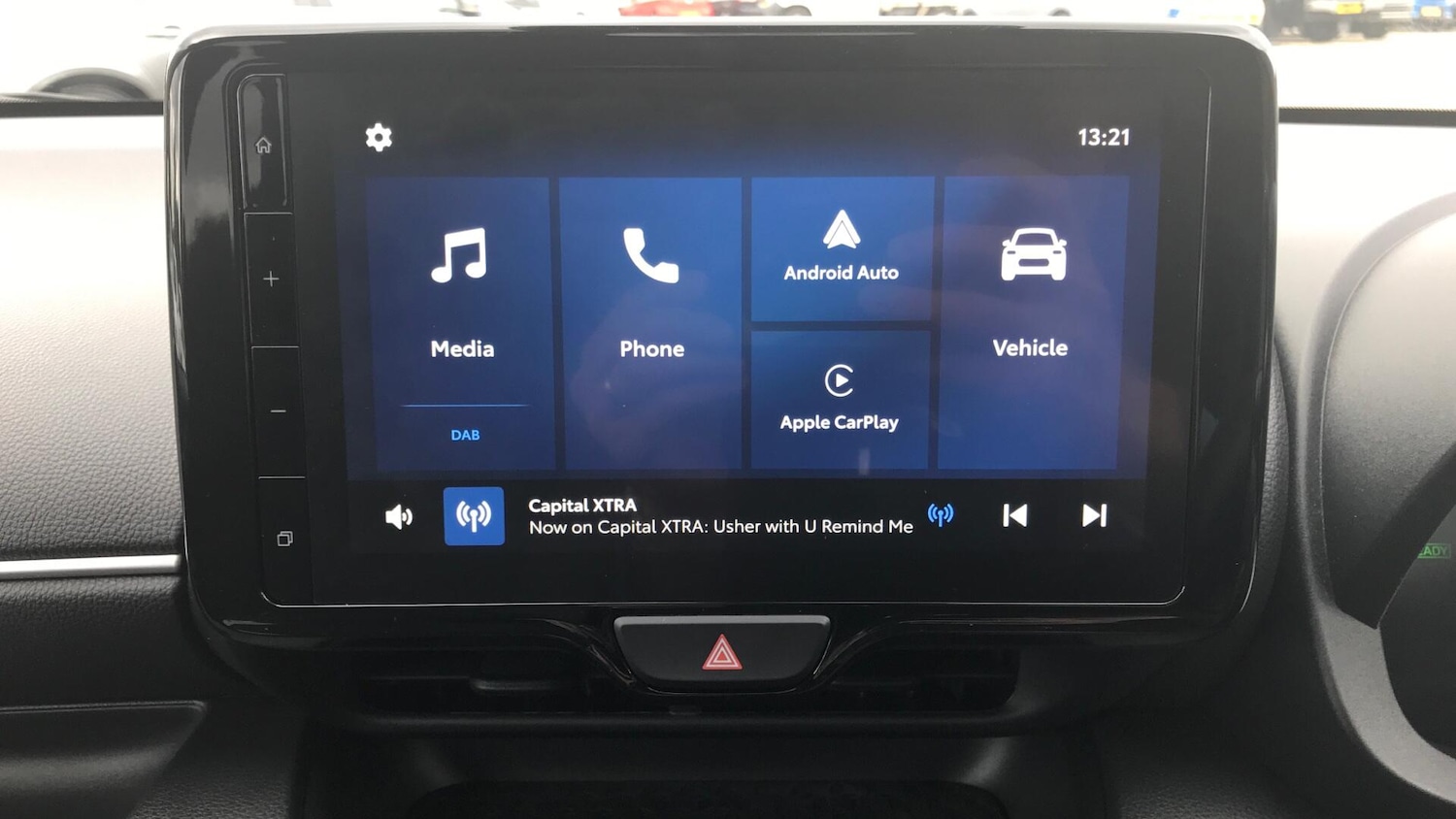 Used Toyota Yaris 2024 for sale - 76317767: Photo 23