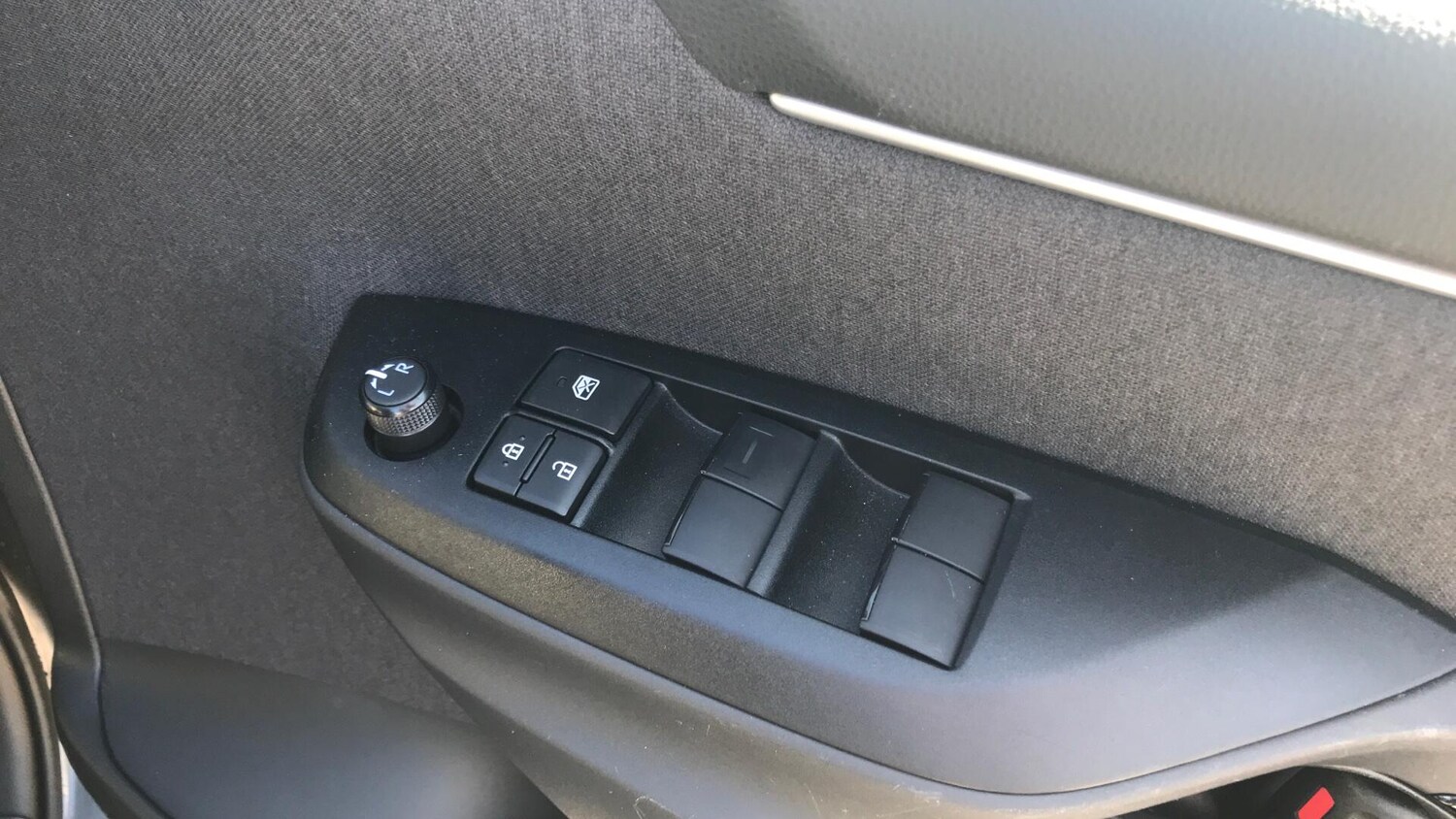 Used Toyota Yaris 2024 for sale - 77637393: Photo 21