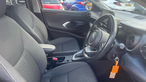 Used Toyota Yaris 2022 for sale - 76085040: Photo 11