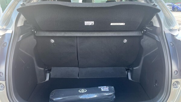 Used Toyota Yaris 2022 for sale - 76085040: Photo 14