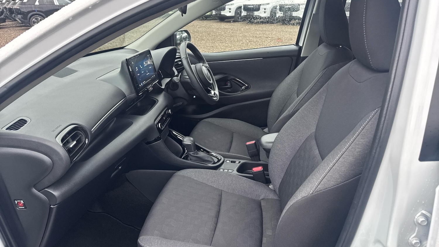 Used Toyota Yaris 2024 for sale - 77305978: Photo 10