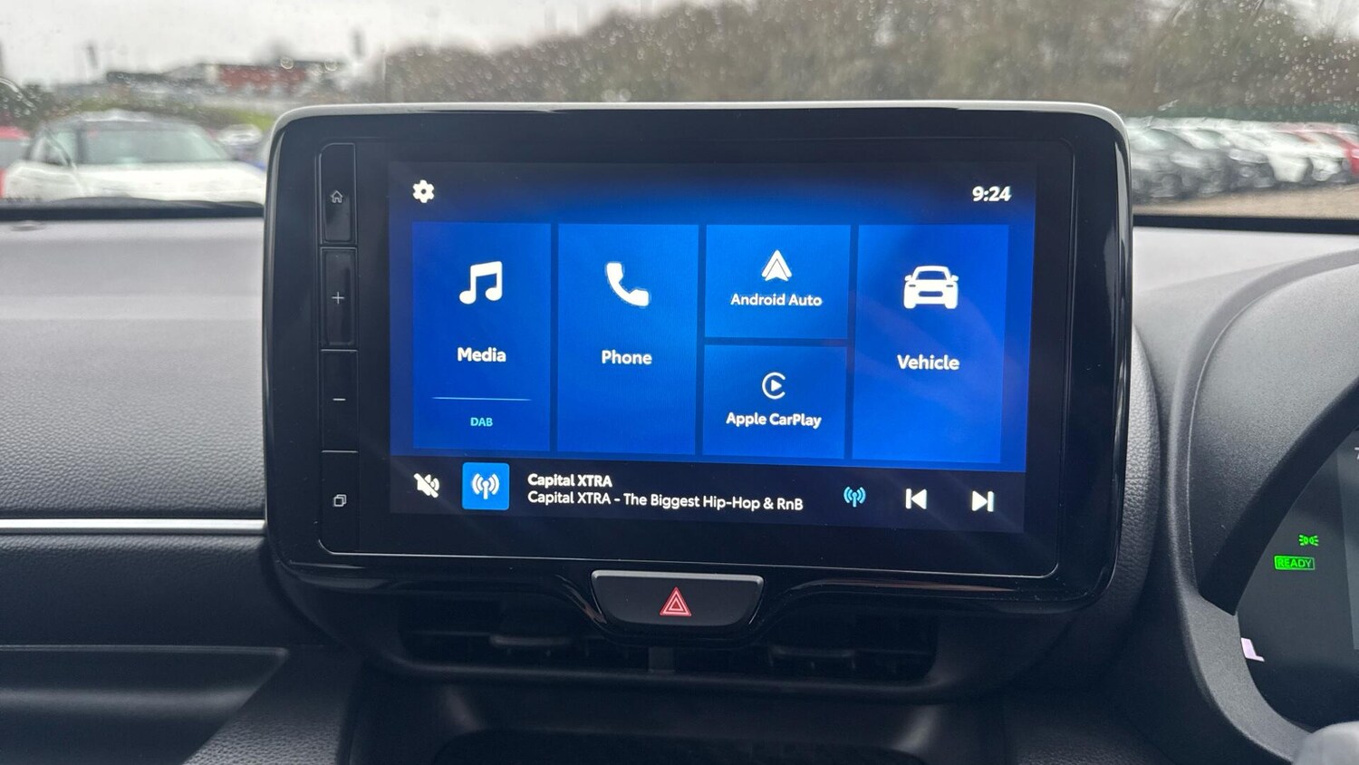 Used Toyota Yaris 2024 for sale - 77305978: Photo 7