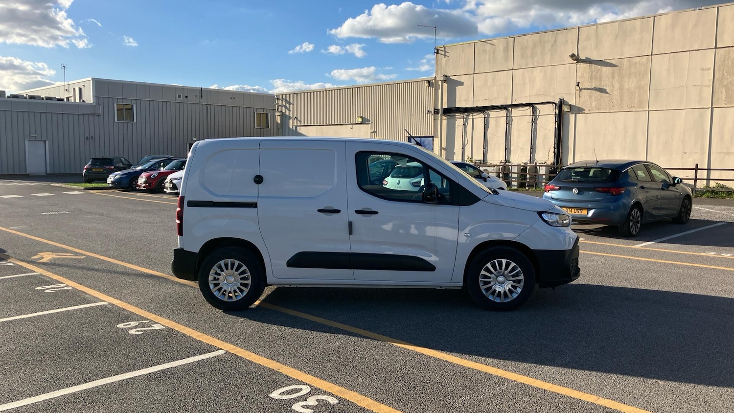 Used Toyota ProAce 2025 for sale - 75600495: Photo 16
