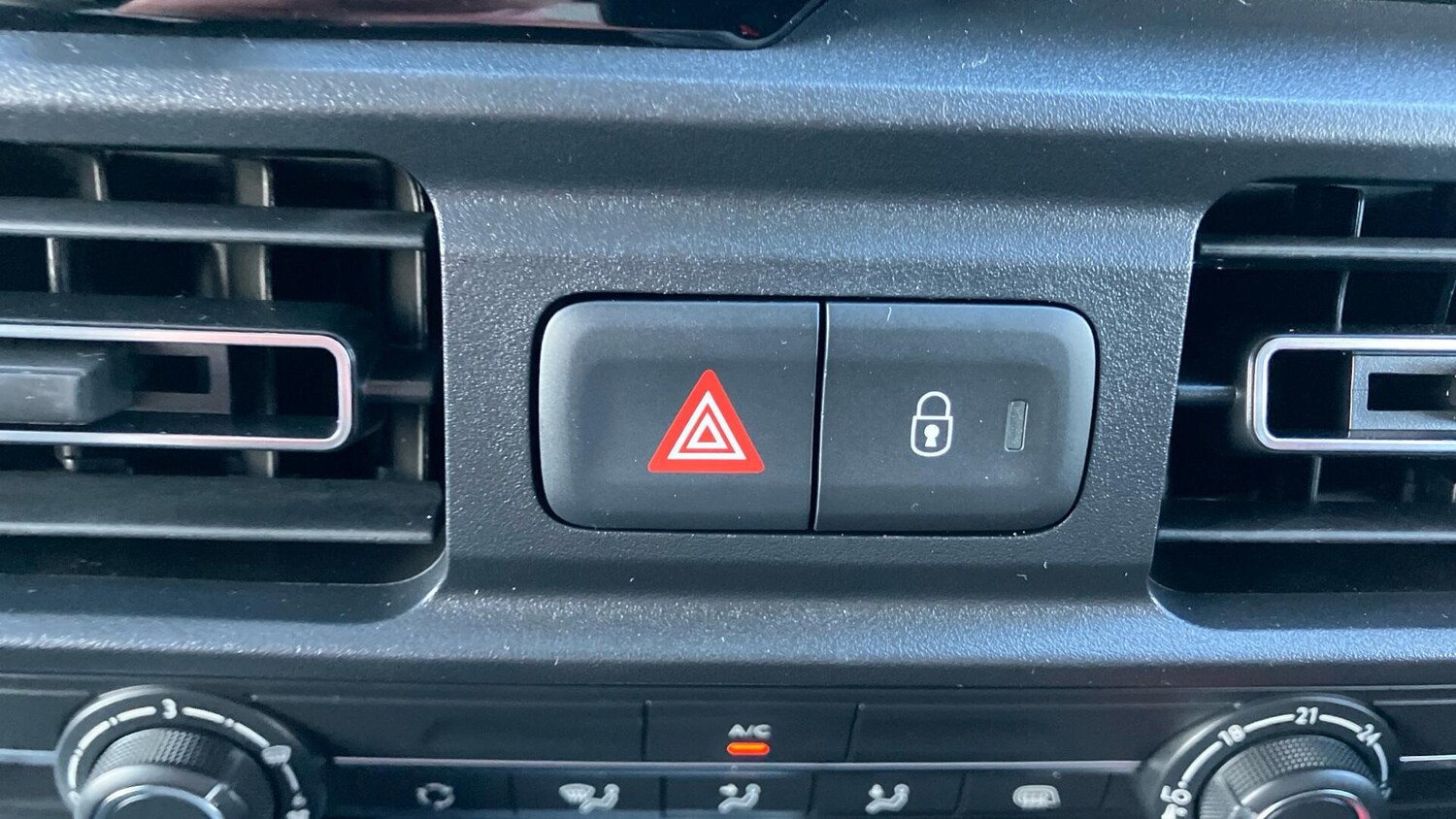 Used Toyota ProAce 2025 for sale - 75600495: Photo 23