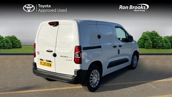 Used Toyota ProAce 2025 for sale - 75600495: Photo 2