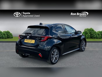 Used Toyota Yaris 2023 for sale - 78307212: Photo