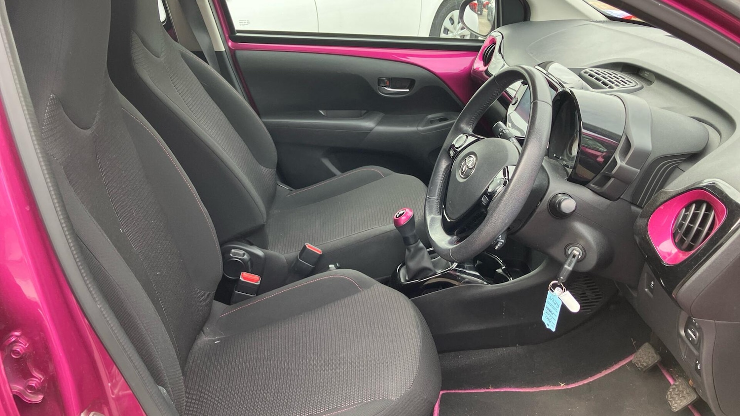 Used Toyota AYGO 2019 for sale - 78034864: Photo 11