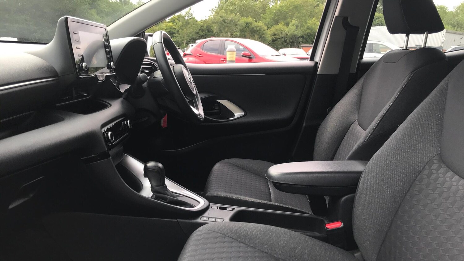 Used Toyota Yaris 2022 for sale - 76765832: Photo 10