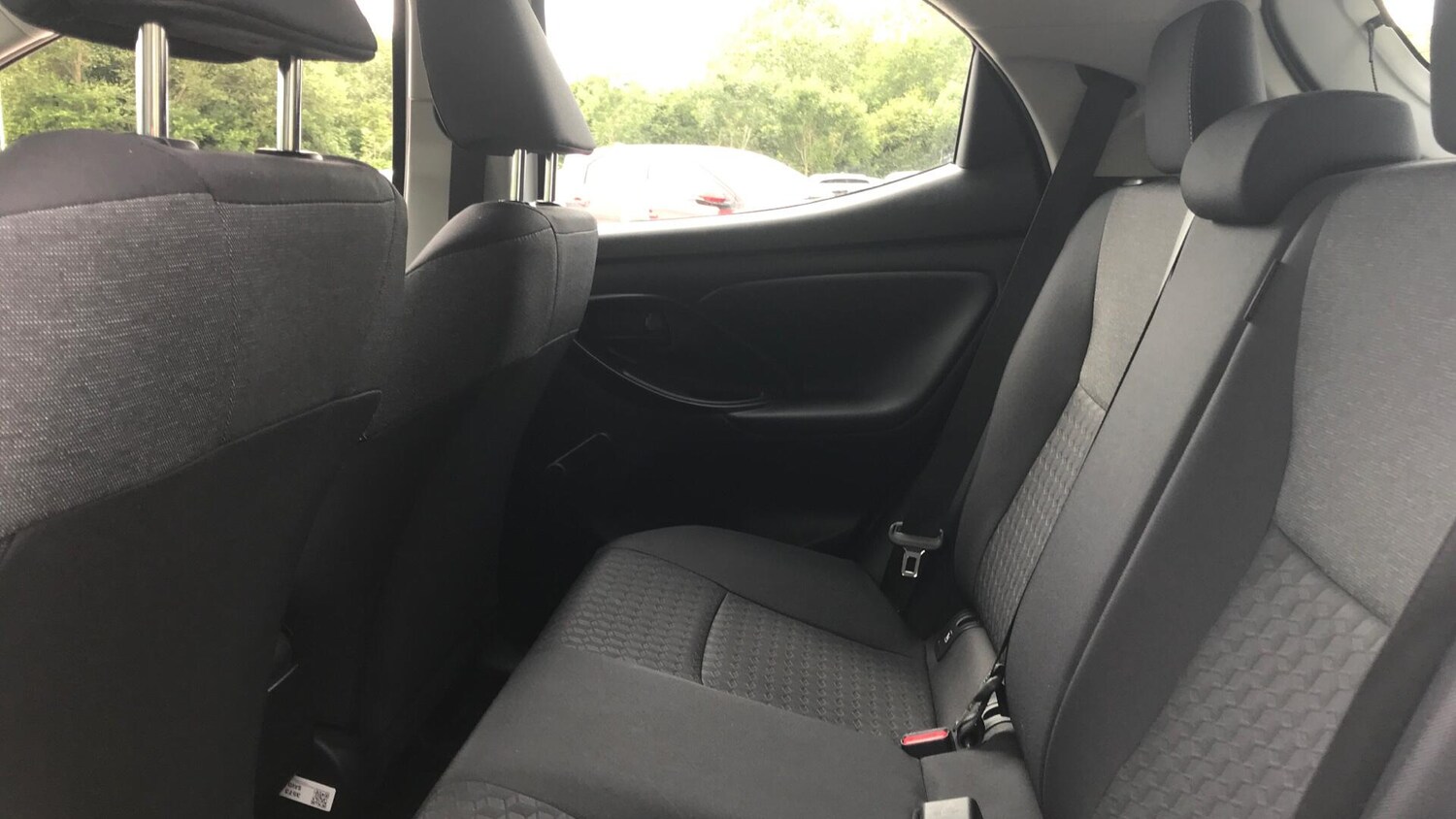 Used Toyota Yaris 2022 for sale - 76765832: Photo 13