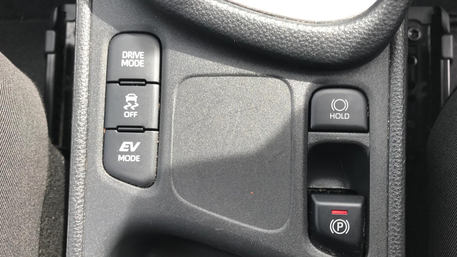 Used Toyota Yaris 2022 for sale - 76765832: Photo 23