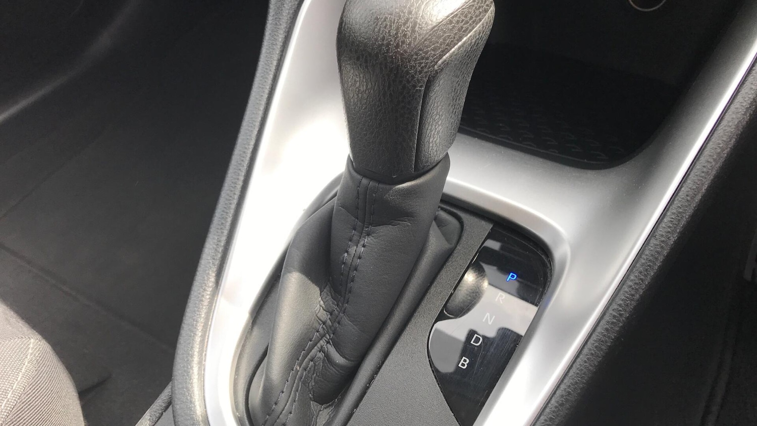 Used Toyota Yaris 2022 for sale - 76765832: Photo 24