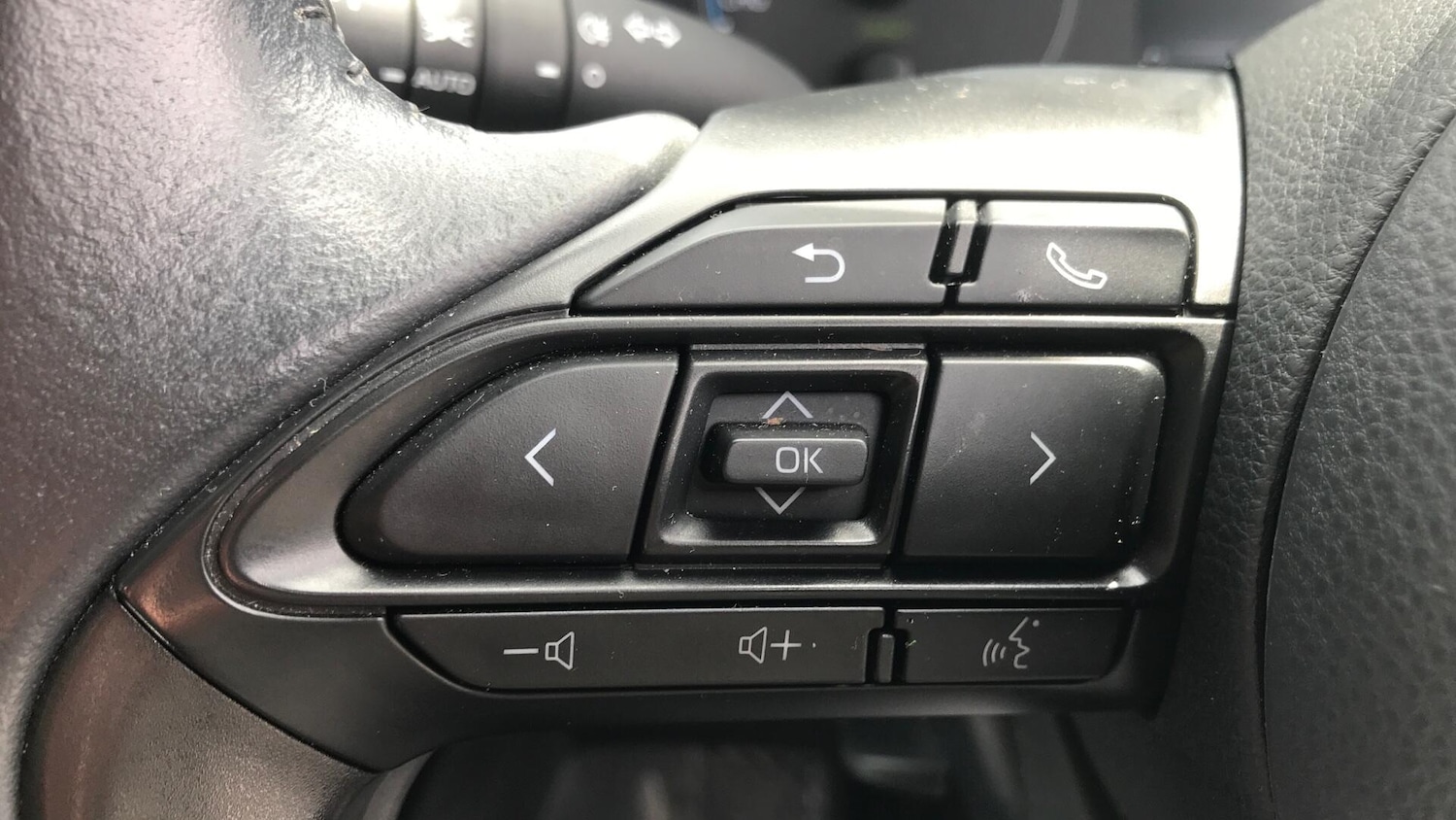 Used Toyota Yaris 2022 for sale - 76765832: Photo 25