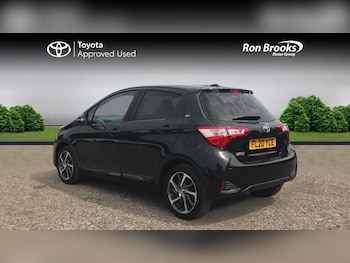 Used Toyota Yaris 2020 for sale - 78728040: Photo