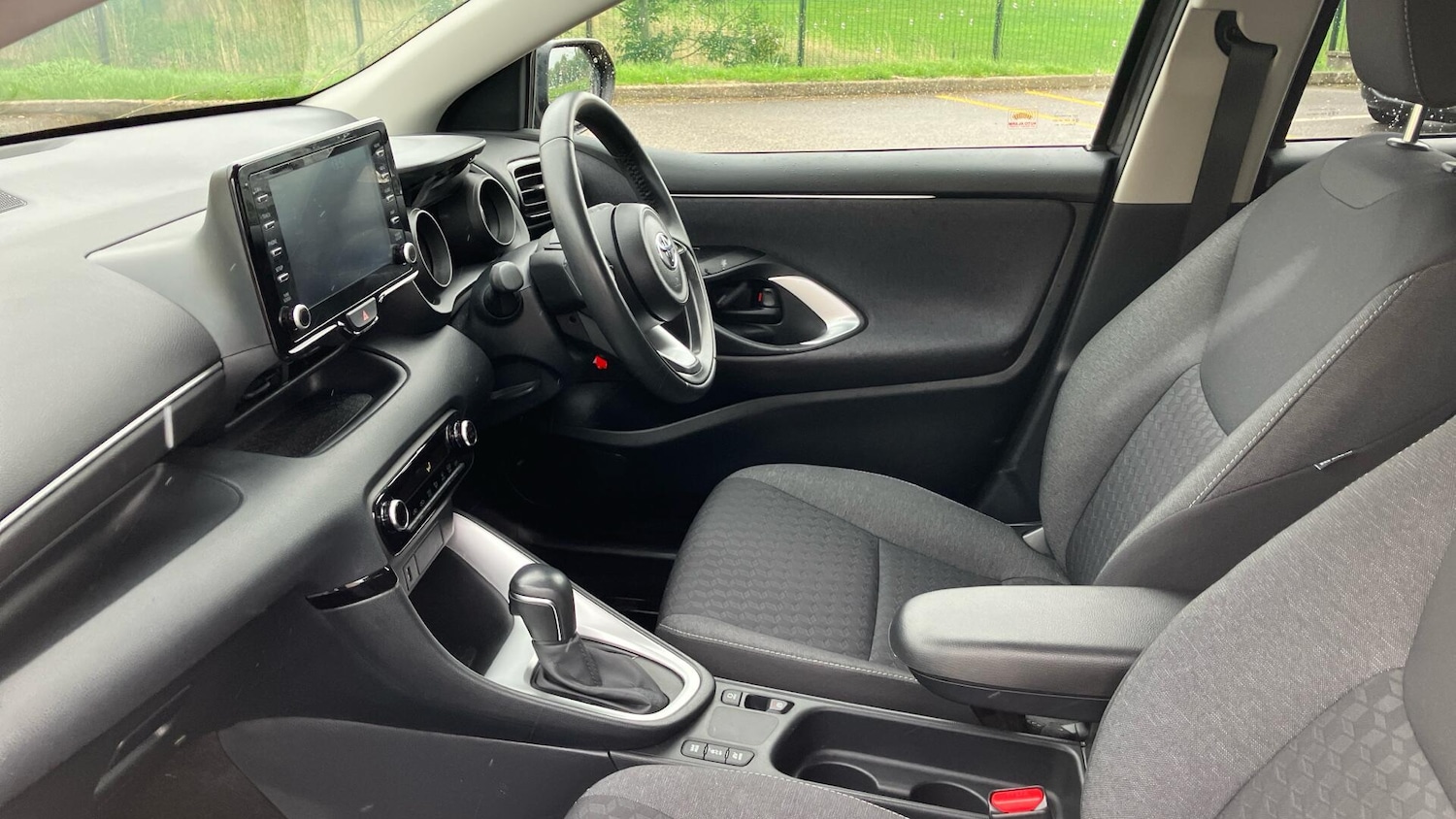 Used Toyota Yaris 2023 for sale - 76179891: Photo 10