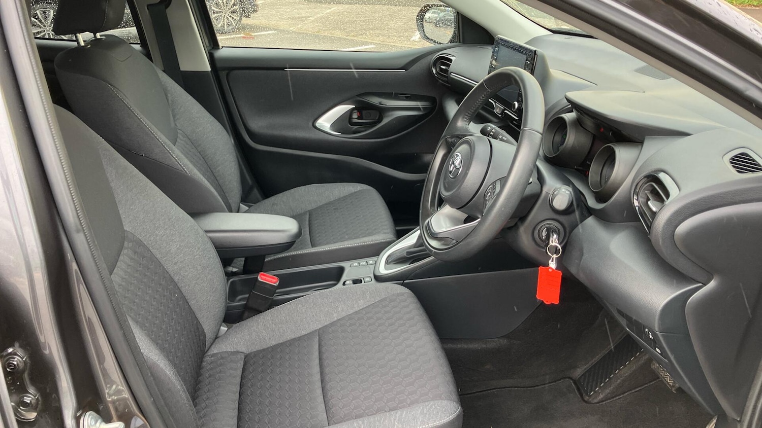 Used Toyota Yaris 2023 for sale - 76179891: Photo 11