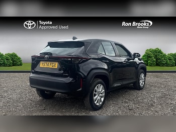 Used Toyota Yaris Cross 2024 for sale - 79049451: Photo