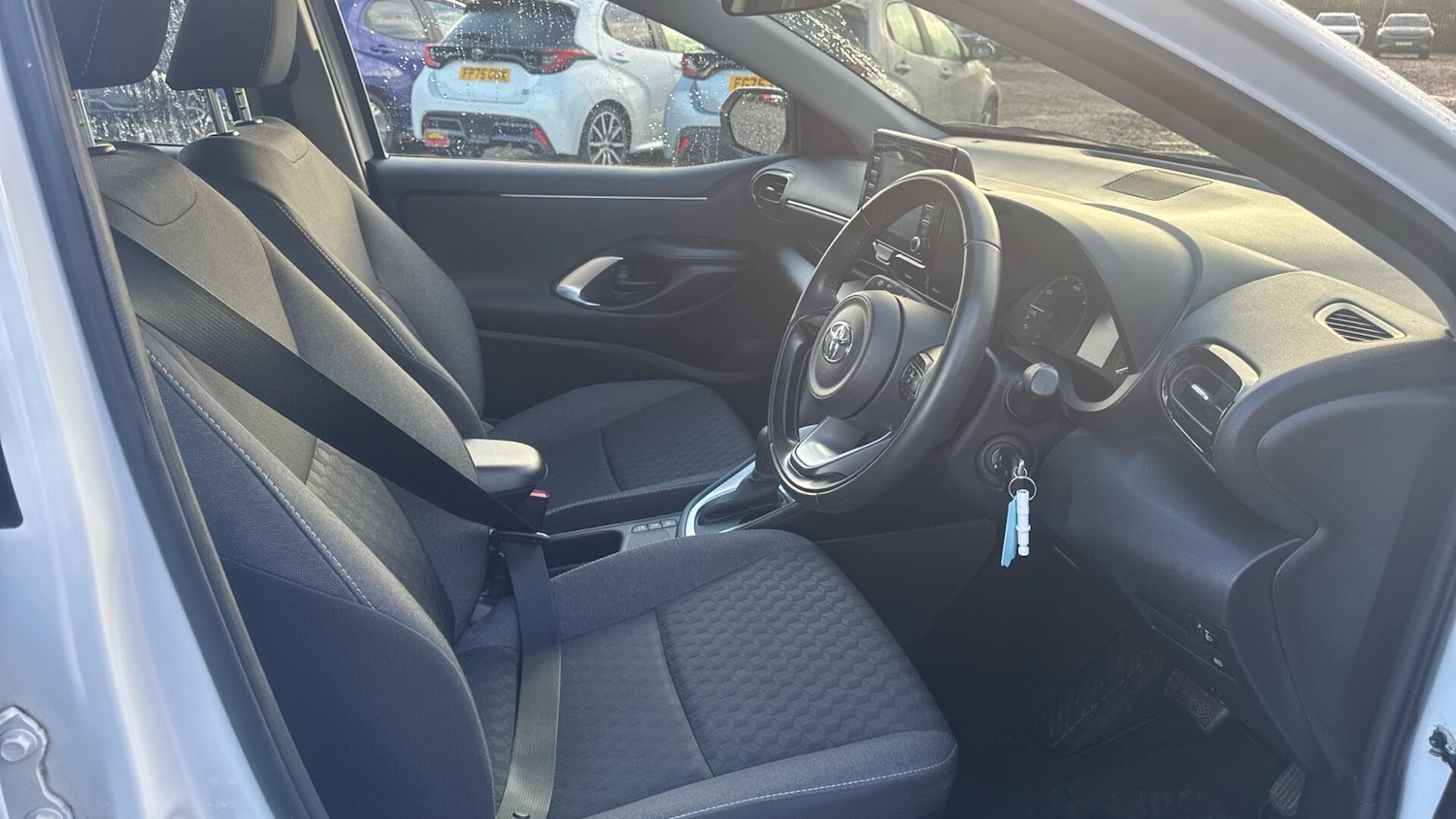 Used Toyota Yaris 2023 for sale - 76735257: Photo 11