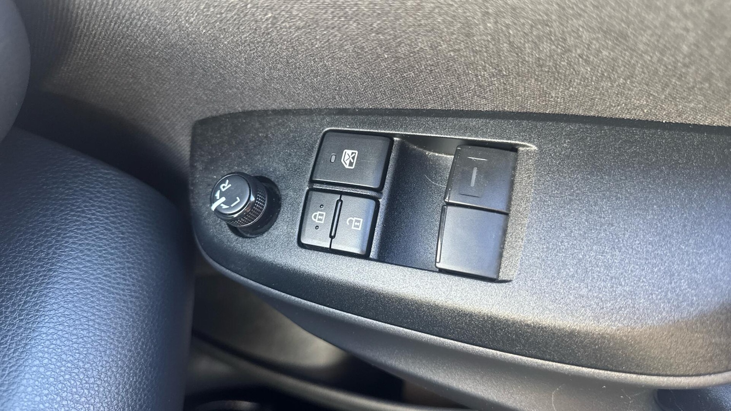 Used Toyota Yaris 2023 for sale - 76735257: Photo 20