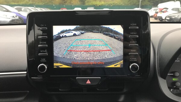 Used Toyota Yaris 2023 for sale - 76247287: Photo 24