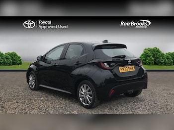 Used Toyota Yaris 2023 for sale - 76247287: Photo 4