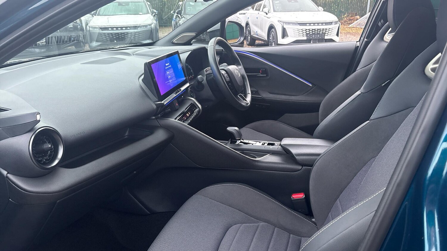 Used Toyota C-HR 2025 for sale - 77254540: Photo 10