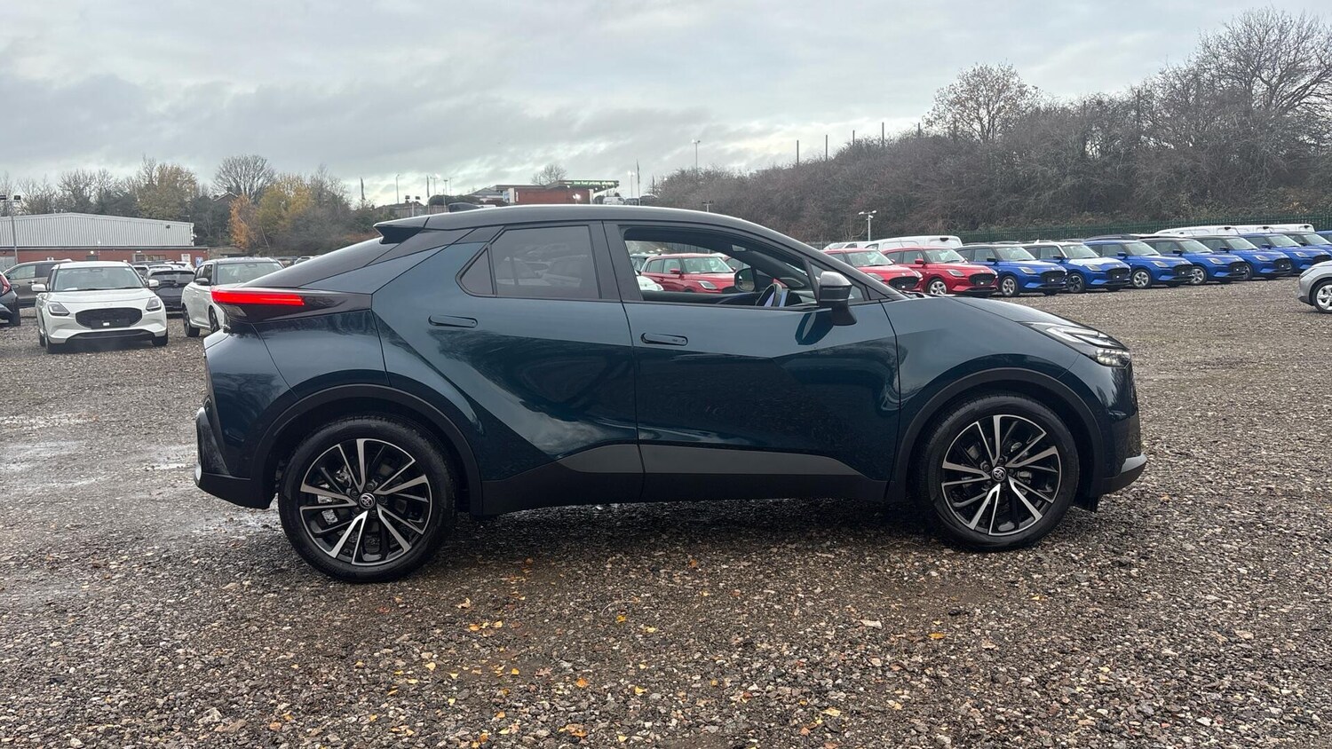 Used Toyota C-HR 2025 for sale - 77254540: Photo 16