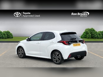 Used Toyota Yaris 2023 for sale - 79168545: Photo