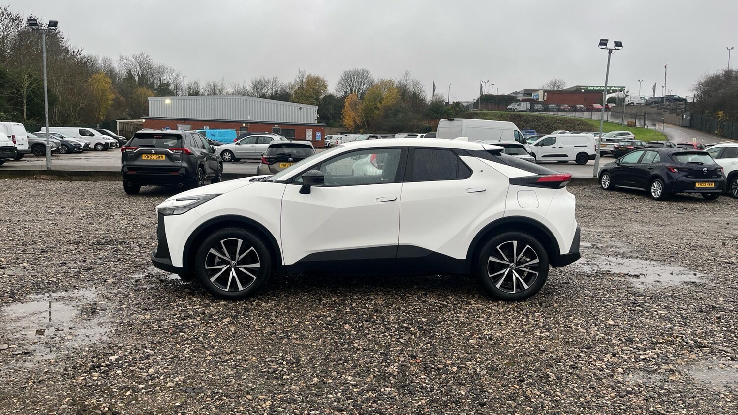 Used Toyota C-HR 2024 for sale - 76781601: Photo 17