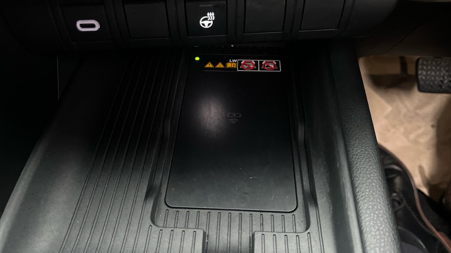 Used Toyota C-HR 2024 for sale - 76781601: Photo 24