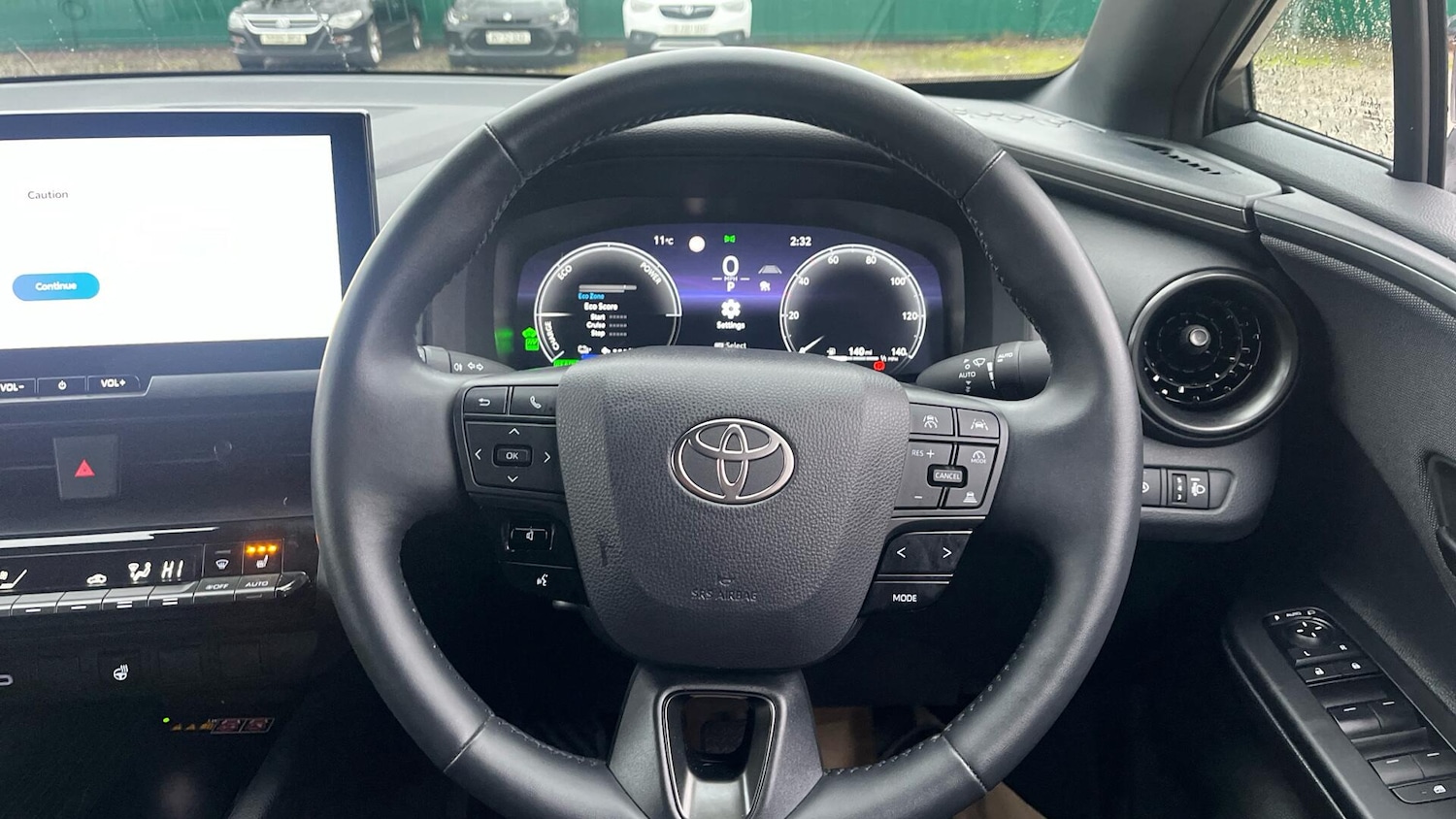 Used Toyota C-HR 2024 for sale - 76781601: Photo 8