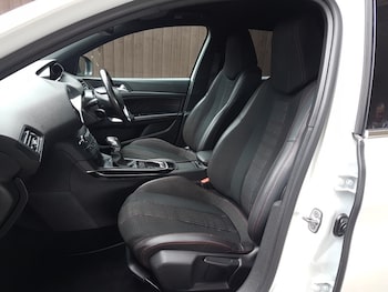 Used Peugeot 308 2016 for sale - 76009940: Photo