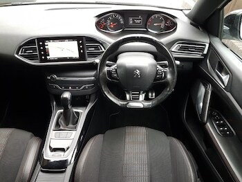 Used Peugeot 308 2016 for sale - 76009940: Photo