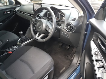 Used Mazda Mazda2 2018 for sale - 76009717: Photo