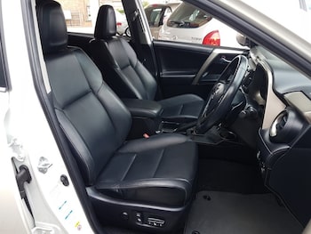 Used Toyota RAV4 2014 for sale - 76009999: Photo
