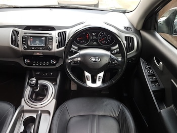 Used Kia Sportage 2016 for sale - 76009696: Photo