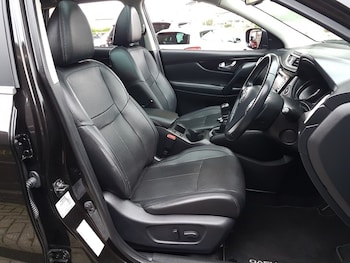 Used Nissan Qashqai 2018 for sale - 76009980: Photo