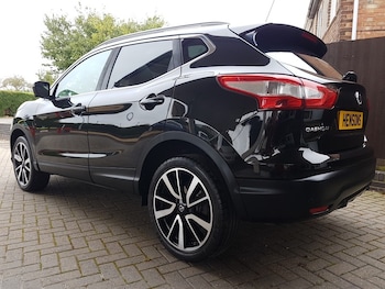 Used Nissan Qashqai 2018 for sale - 76009980: Photo