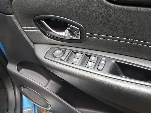 Used Renault Scenic 2014 for sale - 76106393: Photo 27