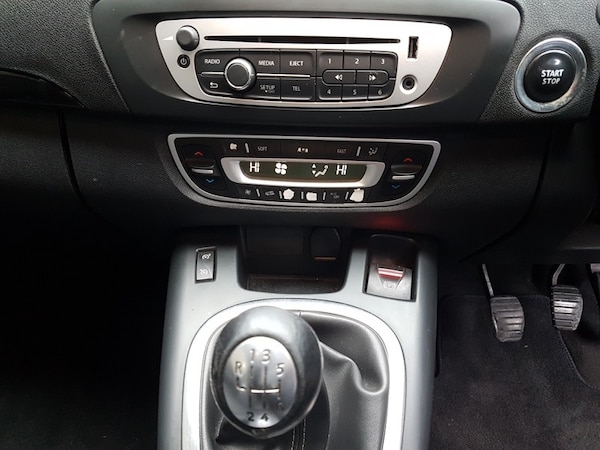 Used Renault Scenic 2014 for sale - 76106393: Photo 32