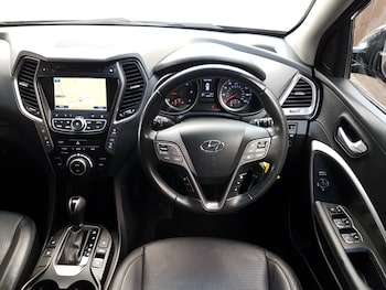 Used Hyundai Santa Fe 2014 for sale - 76010027: Photo