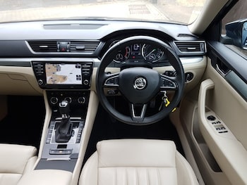 Used Skoda Superb 2015 for sale - 76009792: Photo