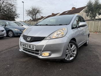 Used Honda Jazz 2013 for sale - 77083707: Photo