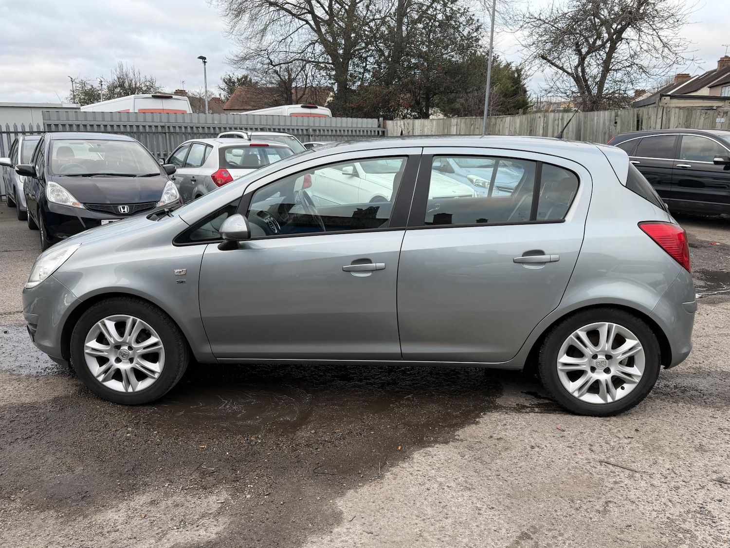 Used Vauxhall Corsa 2010 for sale - 77055752: Photo 10